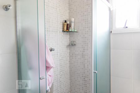 Casa à venda com 100m², 3 quartos e 1 vaga Casa à venda com 100m², 3 quartos e 1 vagaBanheiro da Suíte