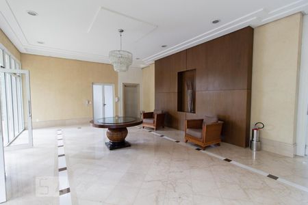 Apartamento à venda com 178m², 4 quartos e 3 vagas Apartamento à venda com 178m², 4 quartos e 3 vagasHall