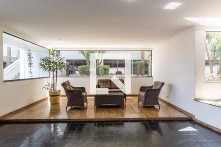 Apartamento à venda com 67m², 3 quartos e 1 vaga Apartamento à venda com 67m², 3 quartos e 1 vagaHall social