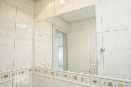 Casa de condomínio para alugar com 170m², 3 quartos e 2 vagas Casa de condomínio para alugar com 170m², 3 quartos e 2 vagasDetalhe do Banheiro da Suíte 1 - Espelho