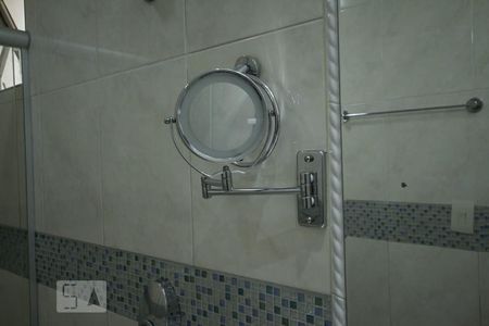 Casa de condomínio para alugar com 170m², 3 quartos e 2 vagas Casa de condomínio para alugar com 170m², 3 quartos e 2 vagasDetalhe do Banheiro da Suíte 2 - Espelho