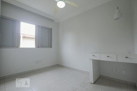 Casa de condomínio para alugar com 170m², 3 quartos e 2 vagas Casa de condomínio para alugar com 170m², 3 quartos e 2 vagasSuíte 3