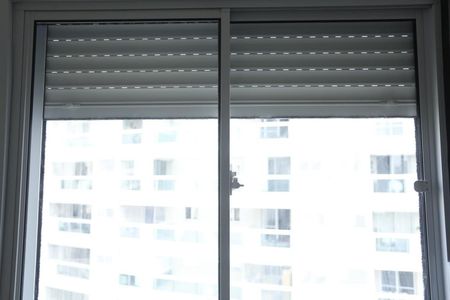 Janela de apartamento para alugar com 1 quarto, 27m² em Consolação, São Paulo