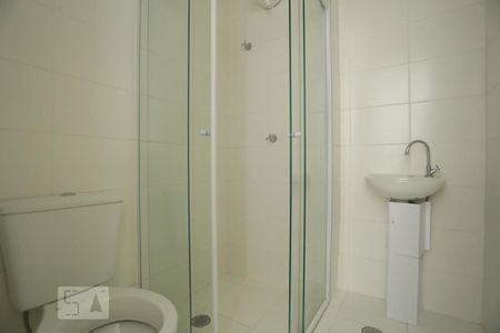 Banheiro de apartamento para alugar com 1 quarto, 27m² em Consolação, São Paulo