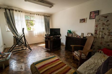 Casa à venda com 385m², 4 quartos e 5 vagas Casa à venda com 385m², 4 quartos e 5 vagasSala 2
