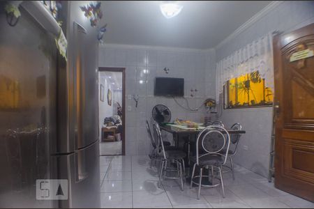 Apartamento à venda com 125m², 3 quartos e 2 vagas Apartamento à venda com 125m², 3 quartos e 2 vagasCozinha