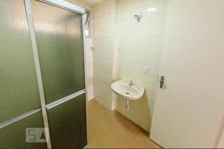 Banheiro de kitnet/studio à venda com 1 quarto, 35m² em Botafogo, Campinas