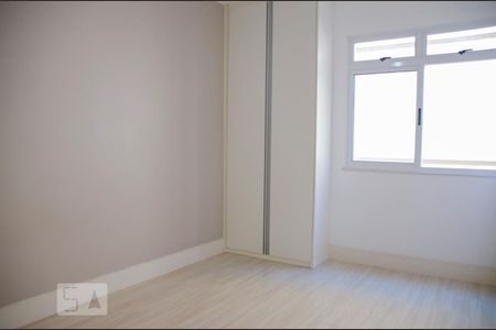 Quarto 1 de apartamento para alugar com 2 quartos, 60m² em Méier, Rio de Janeiro