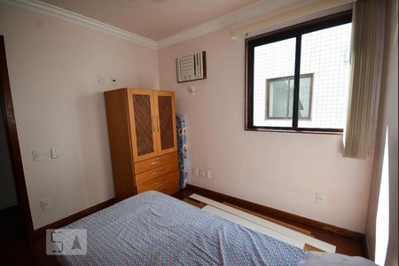 Apartamento à venda com 385m², 4 quartos e 5 vagas Apartamento à venda com 385m², 4 quartos e 5 vagasQuarto 4