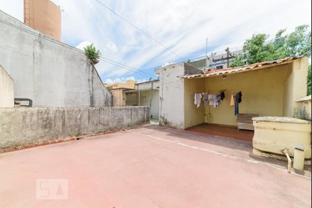 Casa à venda com 400m², 2 quartos e 2 vagas Casa à venda com 400m², 2 quartos e 2 vagasÁrea Externa