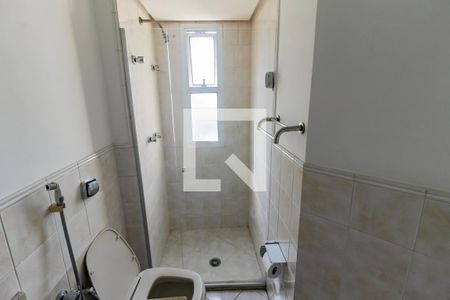 Apartamento à venda com 90m², 2 quartos e 2 vagas Apartamento à venda com 90m², 2 quartos e 2 vagasBanheiro da Suíte 1
