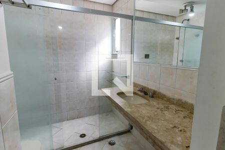 Apartamento à venda com 90m², 2 quartos e 2 vagas Apartamento à venda com 90m², 2 quartos e 2 vagasBanheiro da Suíte 2