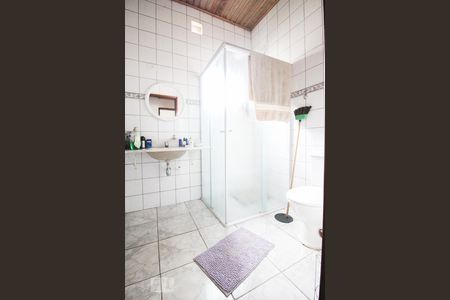 Casa à venda com 220m², 4 quartos e 2 vagas Casa à venda com 220m², 4 quartos e 2 vagasBanheiro