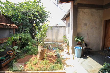 Casa à venda com 220m², 4 quartos e 2 vagas