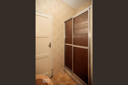 Apartamento à venda com 49m², 2 quartos e 1 vaga Apartamento à venda com 49m², 2 quartos e 1 vagaBanheiro