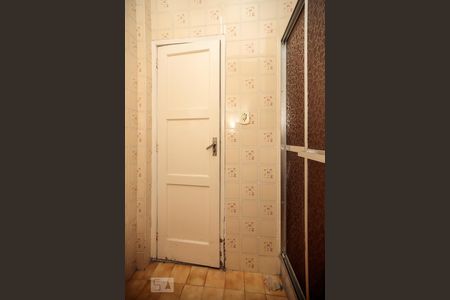 Apartamento à venda com 49m², 2 quartos e 1 vaga Apartamento à venda com 49m², 2 quartos e 1 vagaBanheiro