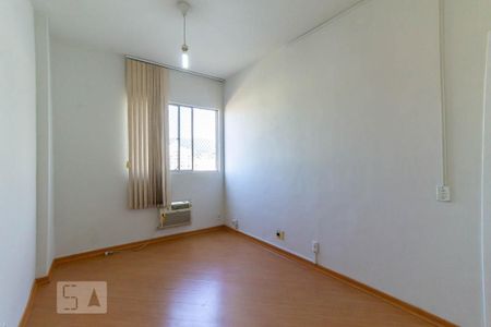 Apartamento à venda com 68m², 2 quartos e 1 vagaQuarto 2