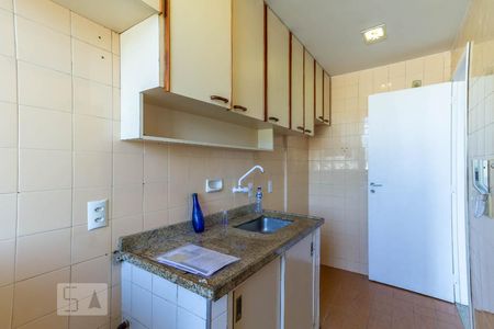 Apartamento à venda com 68m², 2 quartos e 1 vagaCozinha