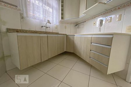 Apartamento à venda com 76m², 2 quartos e 1 vaga Apartamento à venda com 76m², 2 quartos e 1 vagaCozinha