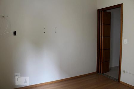 Casa de condomínio à venda com 69m², 2 quartos e 1 vagaquarto 2