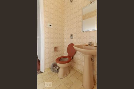 Casa para alugar com 450m², 5 quartos e 1 vagaBanheiro 2