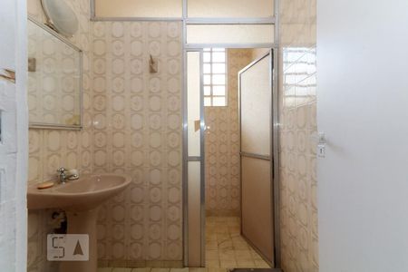 Casa para alugar com 450m², 5 quartos e 1 vagaBanheiro 2