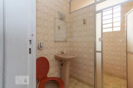 Casa para alugar com 450m², 5 quartos e 1 vagaBanheiro 2