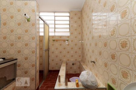 Casa para alugar com 450m², 5 quartos e 1 vagaBanheiro 1