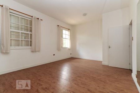 Casa para alugar com 450m², 5 quartos e 1 vagaQuarto 1