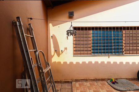 Casa à venda com 170m², 3 quartos e 2 vagas Casa à venda com 170m², 3 quartos e 2 vagasQuarto de Serviço