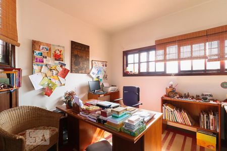 Casa à venda com 170m², 3 quartos e 2 vagas Casa à venda com 170m², 3 quartos e 2 vagasQuarto 3