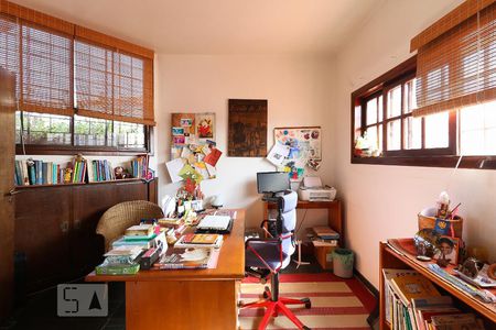 Casa à venda com 170m², 3 quartos e 2 vagas Casa à venda com 170m², 3 quartos e 2 vagasQuarto 3