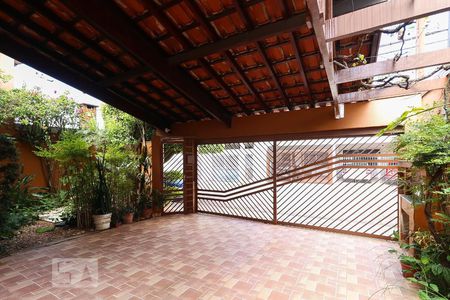 Casa à venda com 170m², 3 quartos e 2 vagas Casa à venda com 170m², 3 quartos e 2 vagasGaragem