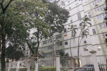 Apartamento à venda com 90m², 3 quartos e sem vaga Apartamento à venda com 90m², 3 quartos e sem vagaFachada