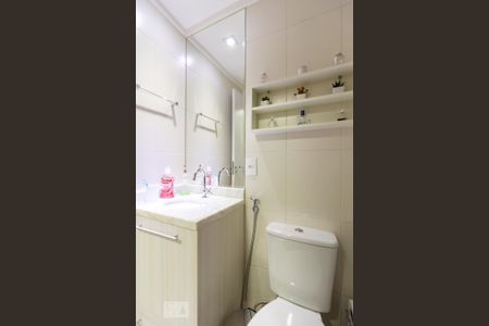 Apartamento à venda com 64m², 2 quartos e 1 vaga Apartamento à venda com 64m², 2 quartos e 1 vagaBanheiro Suíte 2