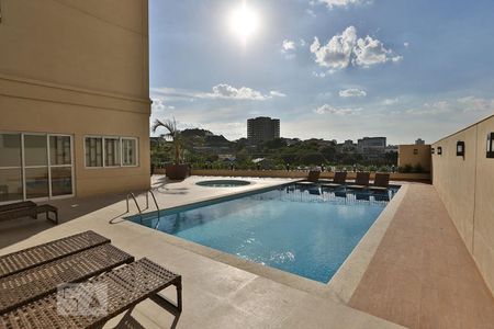 Apartamento à venda com 64m², 2 quartos e 1 vaga Apartamento à venda com 64m², 2 quartos e 1 vagaPiscina Externa