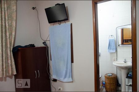 Casa à venda com 135m², 2 quartos e 4 vagasSuíte