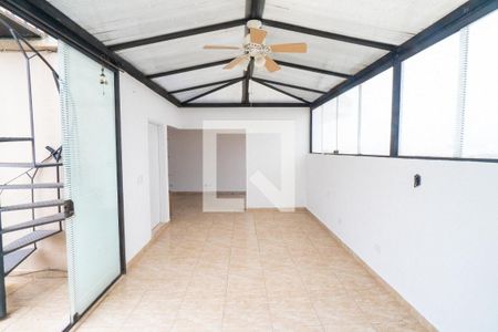 Apartamento à venda com 281m², 3 quartos e 3 vagas Apartamento à venda com 281m², 3 quartos e 3 vagasCobertura