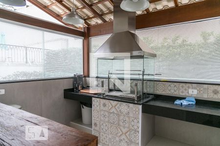 Apartamento à venda com 281m², 3 quartos e 3 vagas Apartamento à venda com 281m², 3 quartos e 3 vagasÁrea comum - Churrasqueira