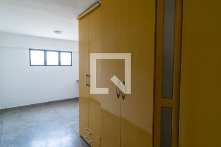 Apartamento à venda com 281m², 3 quartos e 3 vagas Apartamento à venda com 281m², 3 quartos e 3 vagasQuarto 2