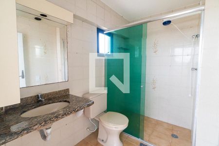 Apartamento à venda com 281m², 3 quartos e 3 vagas Apartamento à venda com 281m², 3 quartos e 3 vagasBanheiro 2