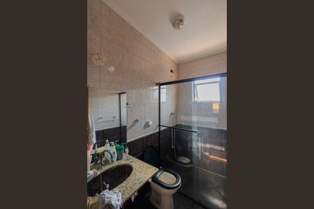 Casa à venda com 110m², 3 quartos e 2 vagas Casa à venda com 110m², 3 quartos e 2 vagasBanheiro da Suíte