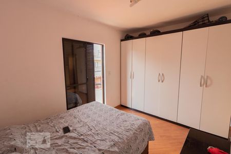 Casa à venda com 110m², 3 quartos e 2 vagas Casa à venda com 110m², 3 quartos e 2 vagasSuíte