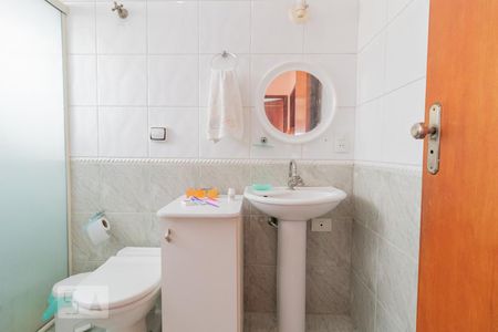 Casa à venda com 110m², 3 quartos e 2 vagas Casa à venda com 110m², 3 quartos e 2 vagasBanheiro Corredor