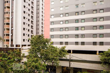 Apartamento para alugar com 82m², 3 quartos e 2 vagas Apartamento para alugar com 82m², 3 quartos e 2 vagasVista da Varanda do Quarto 3