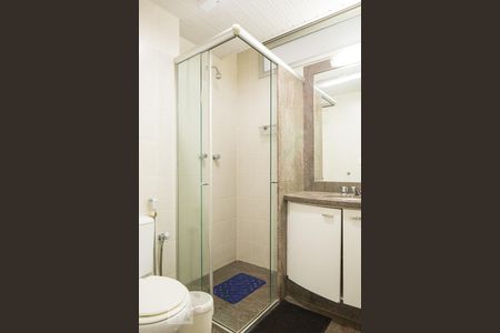 Apartamento para alugar com 82m², 3 quartos e 2 vagas Apartamento para alugar com 82m², 3 quartos e 2 vagasBanheiro Social