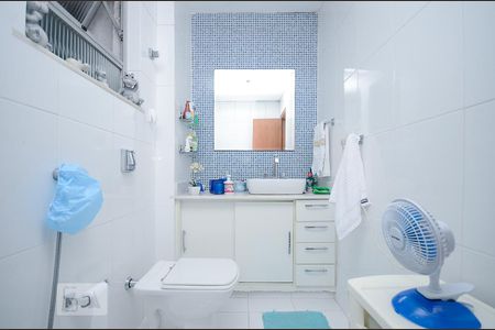 Apartamento à venda com 222m², 4 quartos e 2 vagas Apartamento à venda com 222m², 4 quartos e 2 vagasBanheiro da Suíte 2