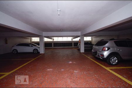Apartamento à venda com 222m², 4 quartos e 2 vagas Apartamento à venda com 222m², 4 quartos e 2 vagasGaragem
