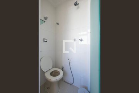 Apartamento para alugar com 72m², 2 quartos e 1 vagaÁrea de Serviço - Banheiro