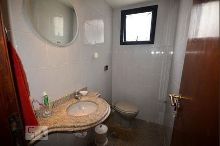 Apartamento à venda com 330m², 4 quartos e 4 vagas Apartamento à venda com 330m², 4 quartos e 4 vagasLavabo